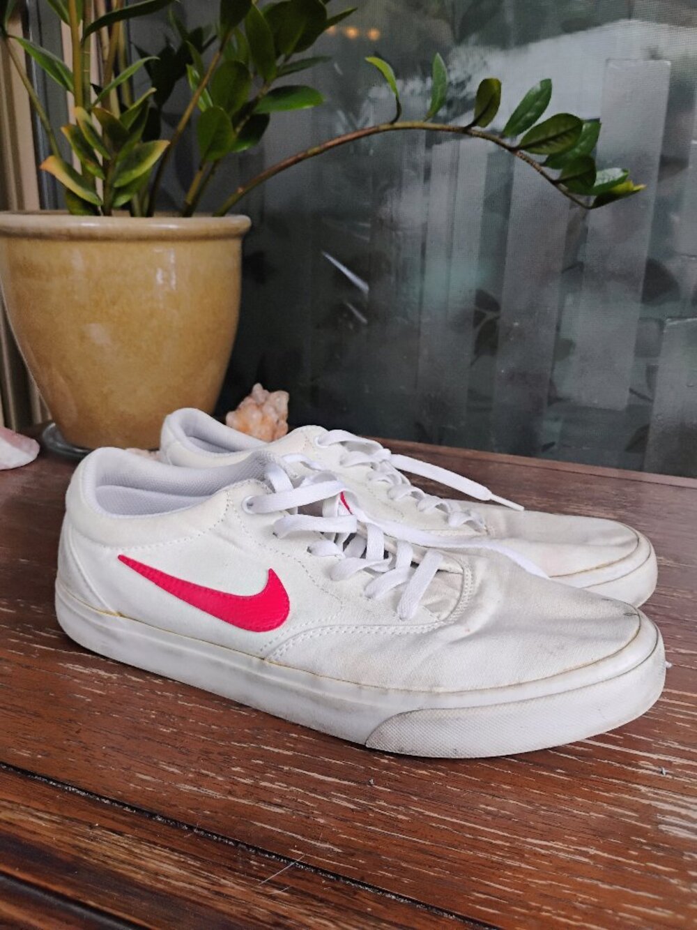 Nike SB Charge Women's White Athletic Casual Canvas Runners Sneakers 10